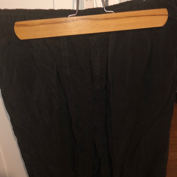 Black American Eagle Cargo Pants - Picture 1 of 2